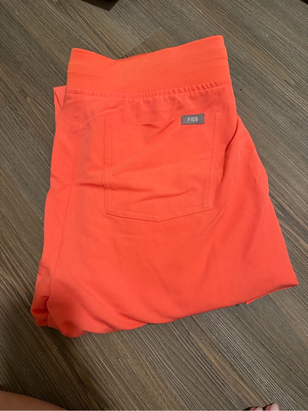 RARE * FIGS Zamora High Waisted Joggers and 3 Pocket Scrub Top in Hot Coral